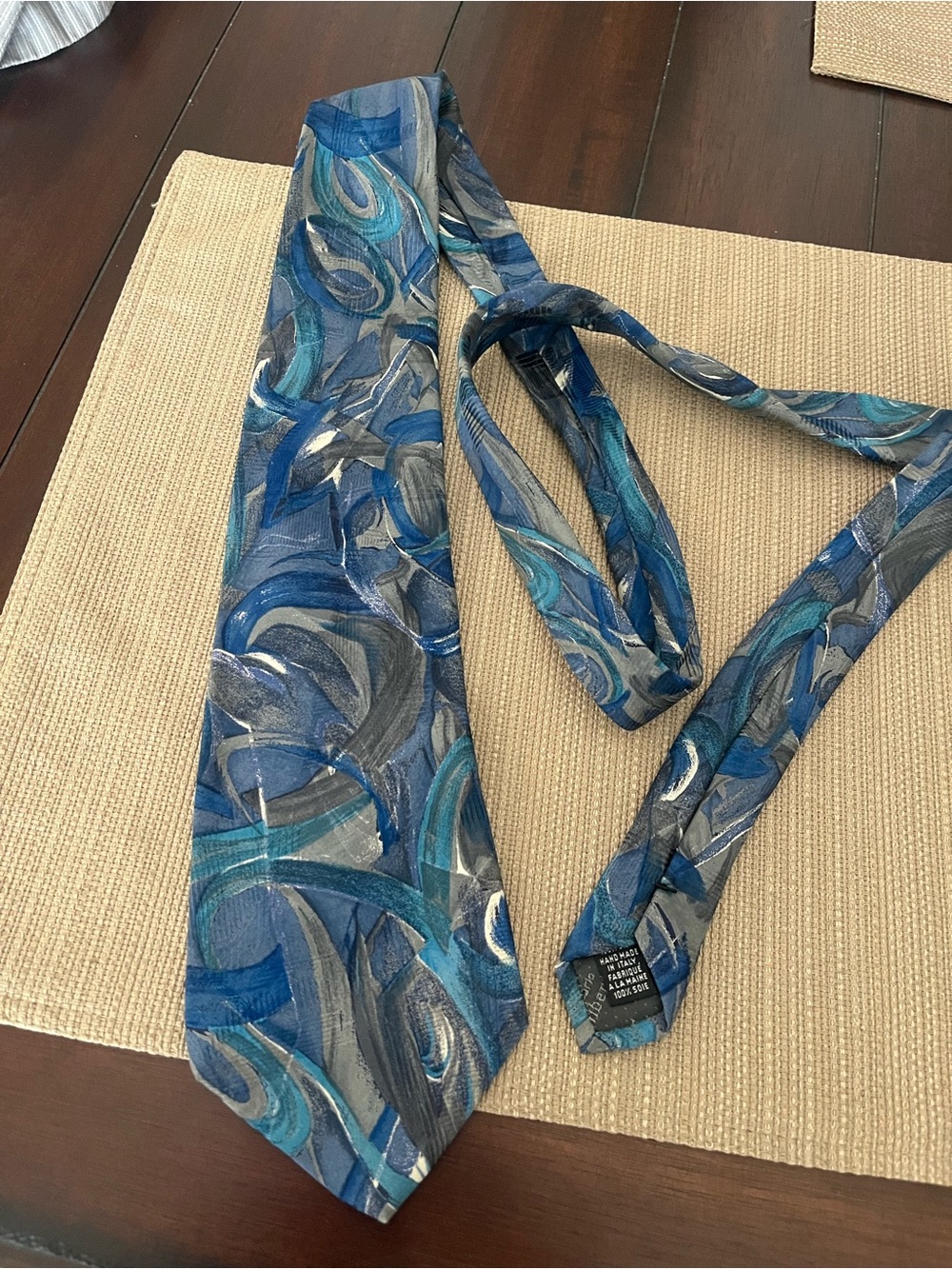 Gian Carlo  lamberts Blue Swirl Pattern Men's Tie - 100% silk made in Italy